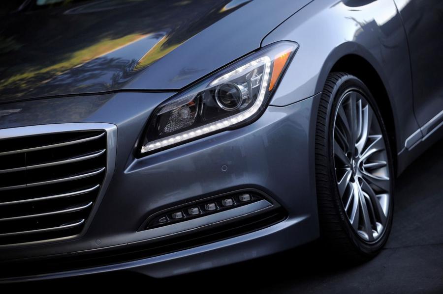 Детали экстерьера Hyundai Genesis 2014 года  (NA) (фото 40 из 105)